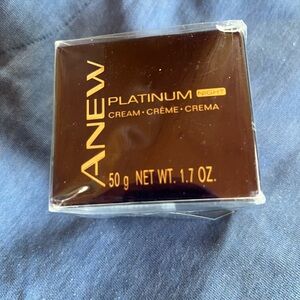 Avon Anew Platinum Night Cream - Brown and Gold